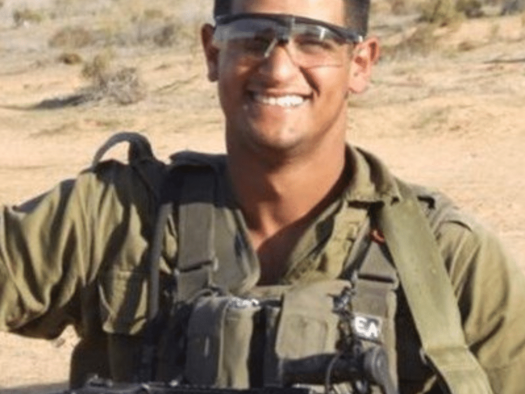 איליי עדני הי״ד — חיוך של מפקד